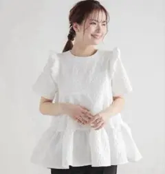 【美品】Fitmore フラワージャガードトップス ホワイト