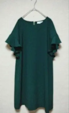 美品　Double　フリル袖のシフトワンピース　38