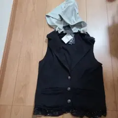 裾レースフードベスト