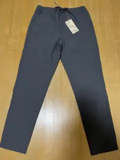 ノータックパンツ チャコールグレー S シアサッカー