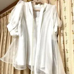 ブラウス　ホワイト