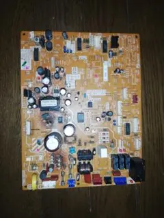 三菱エコキュート SRT-W37制御基板（中古品） Yahoo!オークション - ジャンク 三菱電機ヒートポンプ給湯機SRT