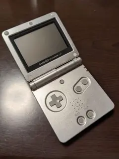 【ジャンク品】ゲームボーイアドバンスSP シルバー 本体