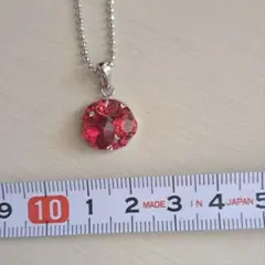 スワロフスキー　ネックレス　未使用品　ハンドメイドアクセサリー