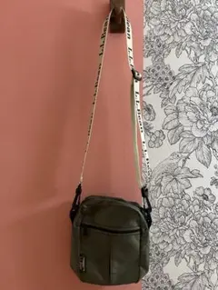 L.L.Bean ロゴショルダーバッグ