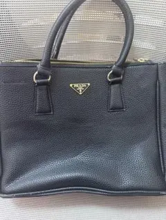 PRADA ブラックレザー ハンドバッグ 並行輸入品
