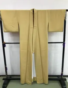HG7025 着物 色無地 黄土色 和服 和装 身丈154cm