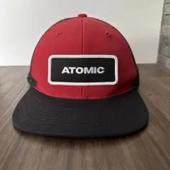 【新品タグ付き】ATOMIC キャップ　レッド/ブラック　メッシュ