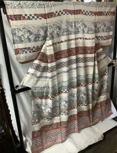 小紋 絵羽柄 広えり 正絹 お値打品