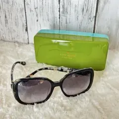 Item thumbnail for item ad25a214-e787-47a6-a228-f81774b8ba53