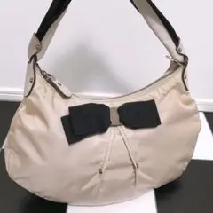 《格安》Ferragamo(フェラガモ)ハンドバッグ
