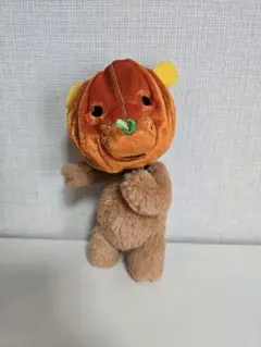 カントリーベアーシアター　ヘンリー　ぬいぐるみバッジ　ハロウィン