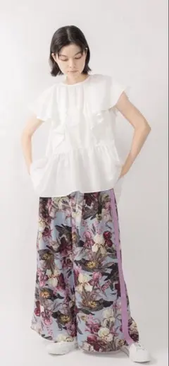 lois crayon アイリスパンツ　新品タグ付き