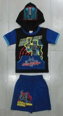 仮面ライダー・ディケイドのパジャマ　2～3歳向け