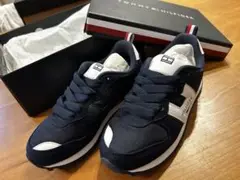 【新品未使用】TOMMY HILFIGER キッズネイビースニーカー 21cm