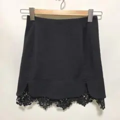 未使用 LIPSERVICE レース裾ミニスカート　ブラック