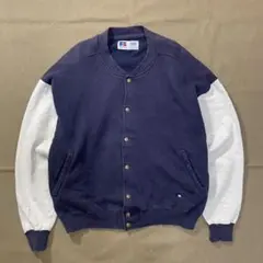 Item thumbnail for item 08332674-4113-4284-9a70-51fb02683318