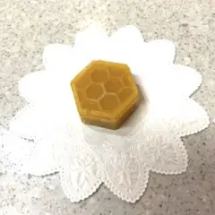 日本ミツバチ　蜜蝋みつろう
