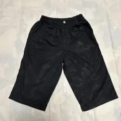 新品 未使用 迷彩柄ハーフパンツ 150サイズ