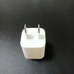新品② Apple・A1385・iPhone純正 充電器 アダプター