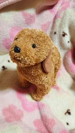 茶色の犬のぬいぐるみ