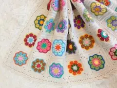 再販ちょっと大きめ❀アフリカン．フラワー❀ブランケットB