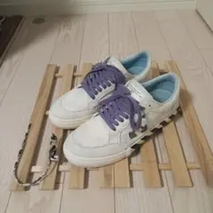 Off-White スニーカー