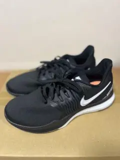 【美品】NIKE TRAINING IN SEASON TR8 レディース
