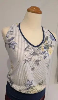 ＊Chacott　ヨガトップ　未着用品　サイズS＊