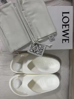 LOEWE ホワイト サンダル