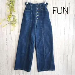 FUN　デニムパンツ　ハイウエスト　ウエストゴム　前ボタン