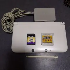 ニンテンドー 3DS LL ホワイト 充電器＆ソフト付