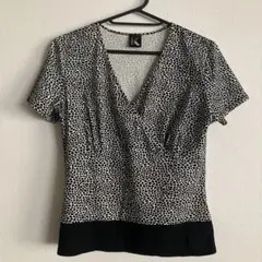 クリツィア　レディース半个袖Tシャツ　40 トップス　ブラック