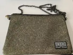 THAILAND ゴールドラメ合成皮革サコッシュ