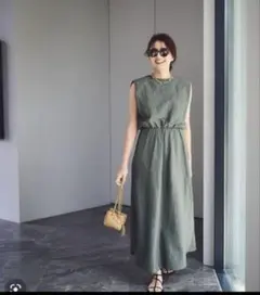 【新品、未使用】タグ付き♬Mila Owenワイドショルダーナローワンピース