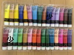 30色アクリル絵の具セット