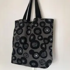 ハンドメイド　大きめトートバッグ　サブバッグ　A4