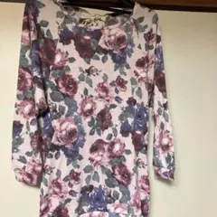 美品　INGNI 長袖カットソー