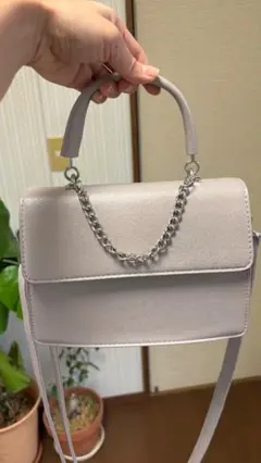 ライトグレー ショルダーバッグ