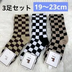 Item thumbnail for item 574cd69c-d314-4ed8-8dd3-43a7aee30419