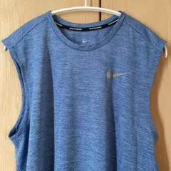 NIKE ナイキトップス