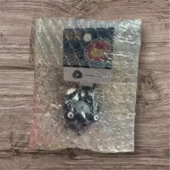 黒ミャクミャク　サンリオ　　ポムポムプリン　万博会場限定