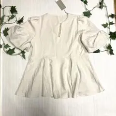 SAISON DE PAPILLON パールボタン フレアトップス 半袖 M