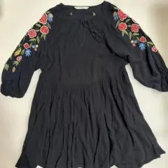 (お値下げ)ZARA BASIC ブラック花柄刺繍チュニック M