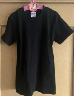 黒Tシャツ　140センチ