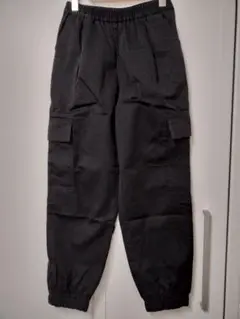 GU ブラック カーゴパンツ S　美品　匿名配送