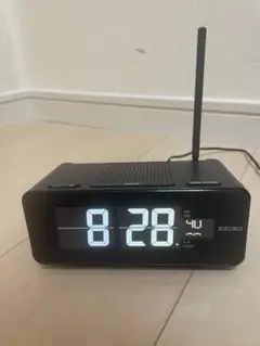 【最終値下】SEIKOワイドFM対応フリップ式デジタル時計　セイコー 最終値下】SEIKOワイドFM対応フリップ式デジタル時計 セイコー