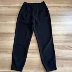 UNIQLO スラックスMサイズ