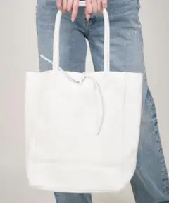 B品 andrea cardone アンドレアカルドネ/レザートートバッグ/白