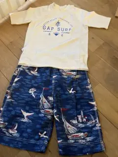 GAP サイズ150水着ハーフパンツ　マリン柄　美品
